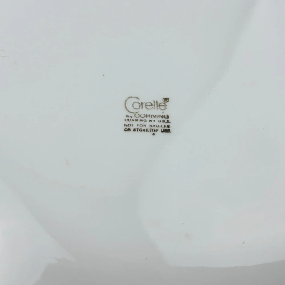 Vintage Corelle Winter Holly Dinner Plates Set of 4 Black Vein Christmas Holiday
